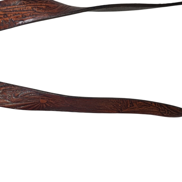 Vintage Western-Style Tooled Leather Belt - Picture 3 of 7